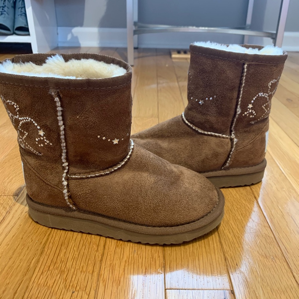 Girls Disney Ugg boots